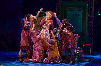 Annie Gallery Image 18